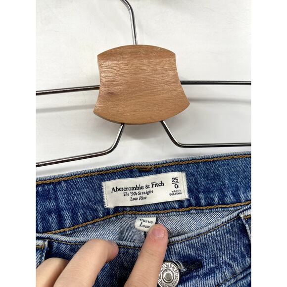 Abercrombie & Fitch 90's straight low rise curve love Jeans - Picture 2 of 3